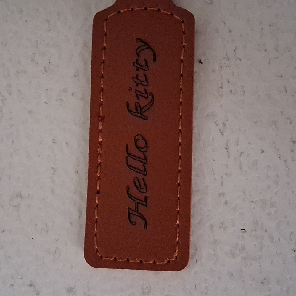 Hello Kitty Brown Keychain Accessory - Picture 4 of 6